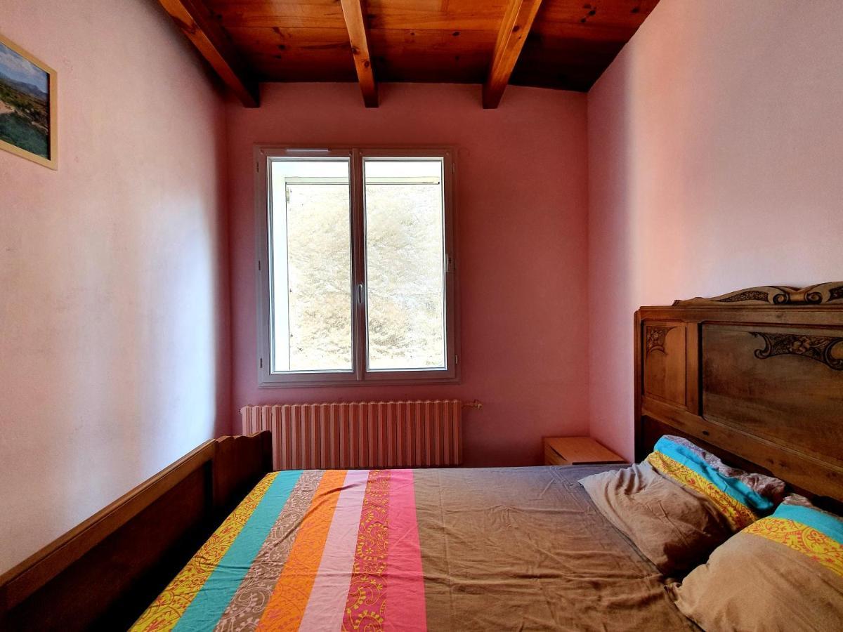 Logement Entier Chez Lea Et Brevia Saint-Beauzely Exterior foto