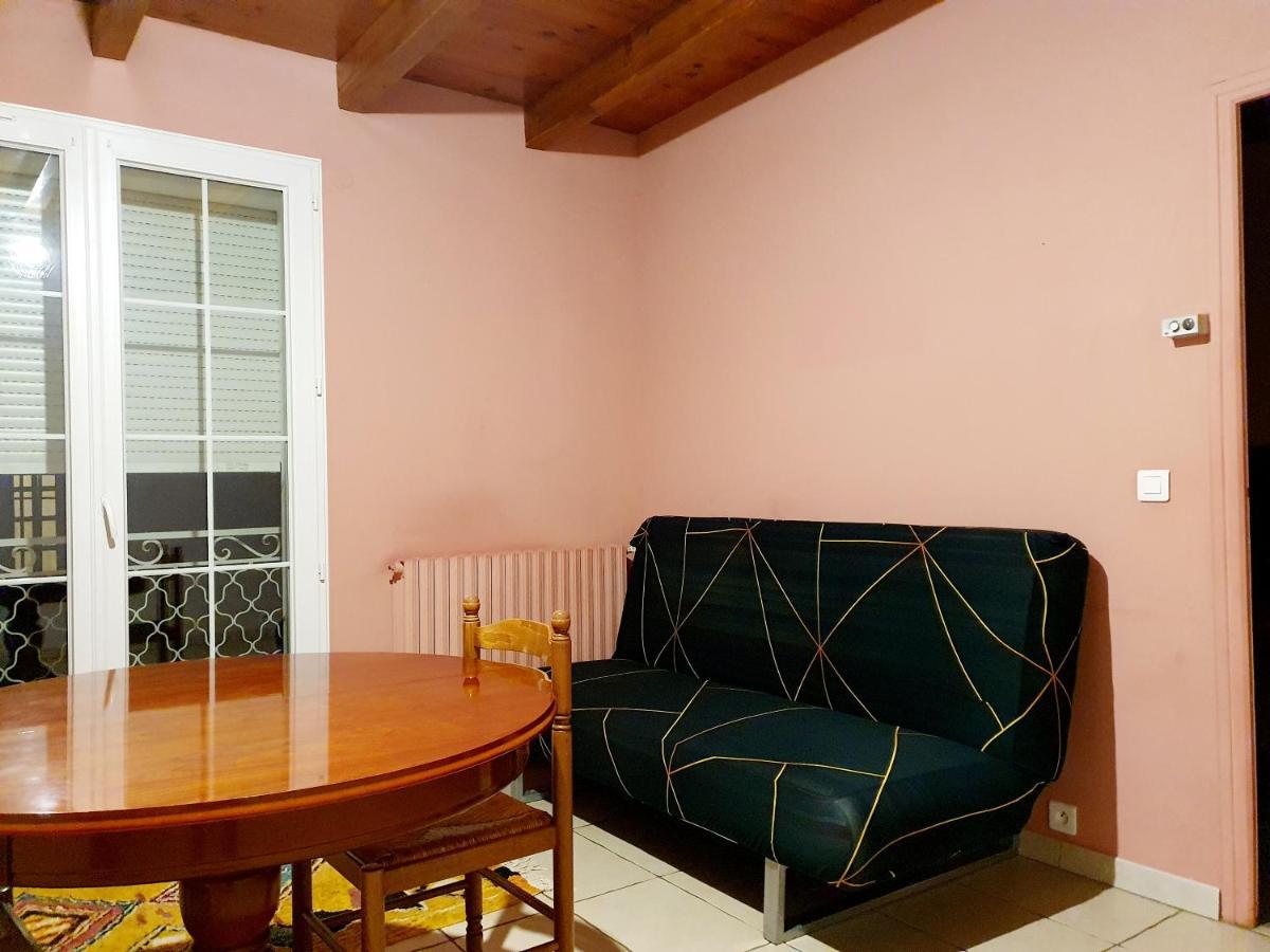 Logement Entier Chez Lea Et Brevia Saint-Beauzely Exterior foto